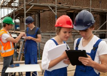 Опрос ОНФ: Девять из десяти подростков хотели бы начать работать до совершеннолетия
