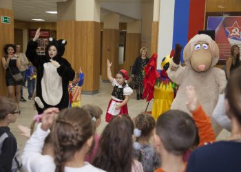 Самарские активисты ОНФ провели интерактивное представление для находящихся в трудной жизненной ситуации детей