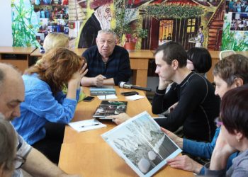 При поддержке активистов ОНФ в Еврейской автономии в областном обществе инвалидов открылся фотокружок