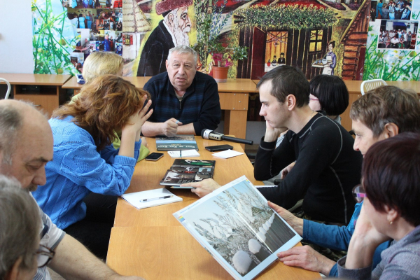 При поддержке активистов ОНФ в Еврейской автономии в областном обществе инвалидов открылся фотокружок